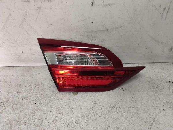 FEU ARRIERE GAUCHE FORD - Vue 1